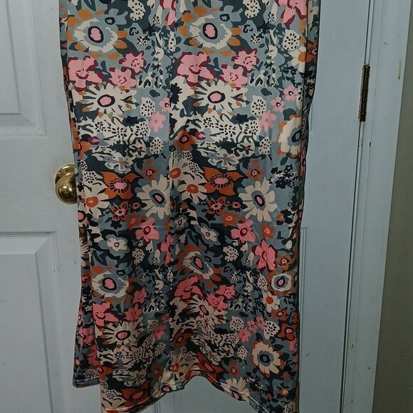 Floral print midi soft dress with pockets casual  Sz 1X NWOT - Picture 6 of 9